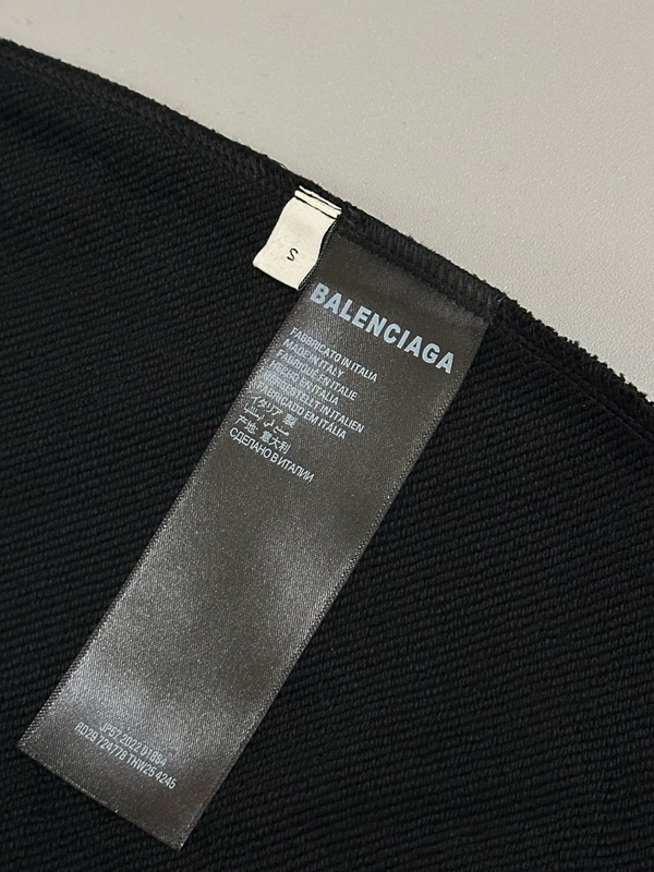 ブランドパーカー角部分ディテール